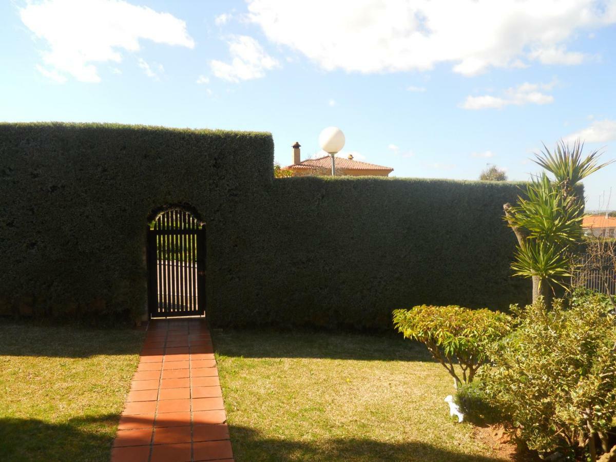 Jardin de la Yedra Hostal Caces Exterior foto